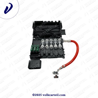 CAJA PORTAFUSIBLES GOLF IV JETTA OCTAVIA A3