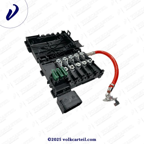 CAJA PORTAFUSIBLES GOLF IV JETTA OCTAVIA A3